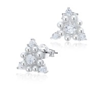  Pearls Arranged In Circle Shaped Ear Stud With Round CZ Crystal